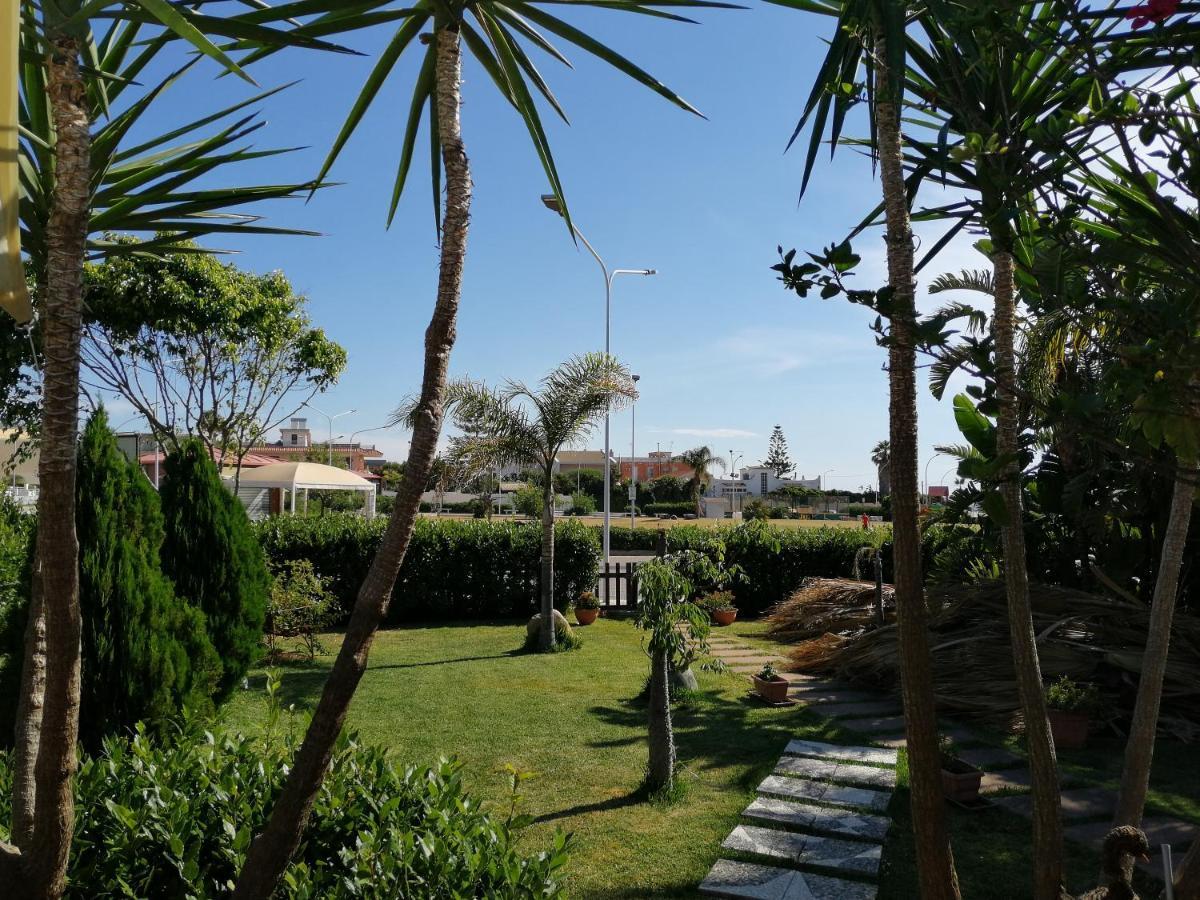 Vila Agua Marina Avola Exteriér fotografie